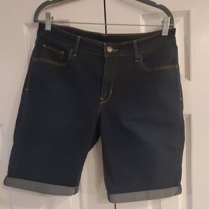 Levi's Bermuda shorts